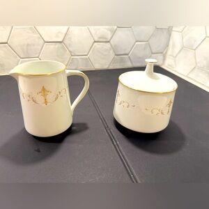 Noritake China: Creamer & Sugar Bowl Courtney Pattern 6520 White & Gold Vintage